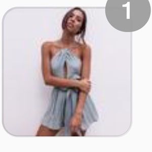 Adorable light gray romper, size M